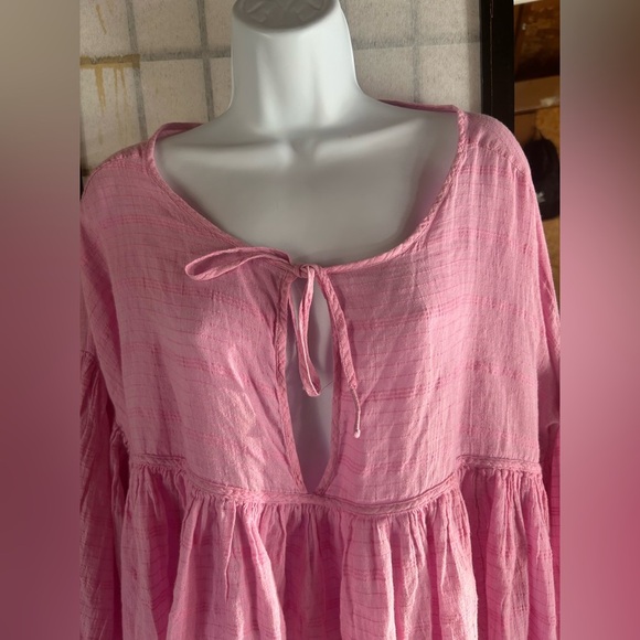 FREE PEOPLE Beaumont mews cropped peasant top 
Beaumont Mews Blouse Pink - Picture 3 of 10
